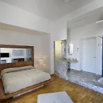 Battista Di Adriana Caserta 4* Ercolano