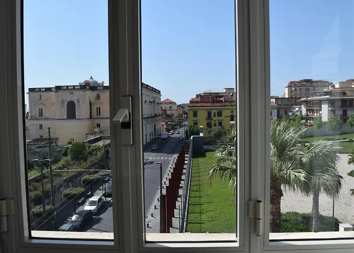 Battista Srl לינה וארוחת בוקר 4*