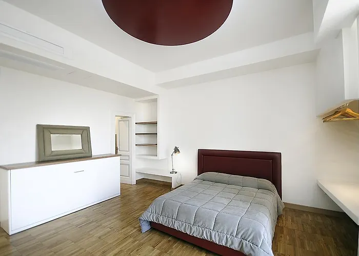 Battista Srl לינה וארוחת בוקר