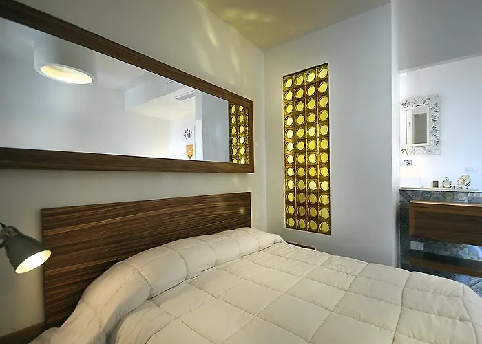 Battista Srl לינה וארוחת בוקר